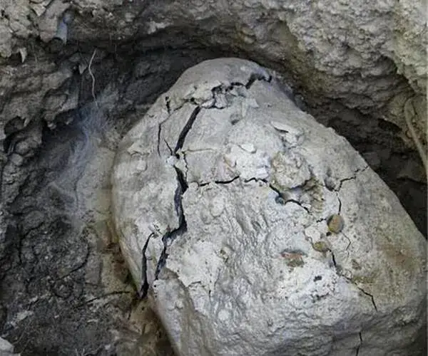 روش تهیه ملات ساروج سنتی برای مرمت بنای تاریخی